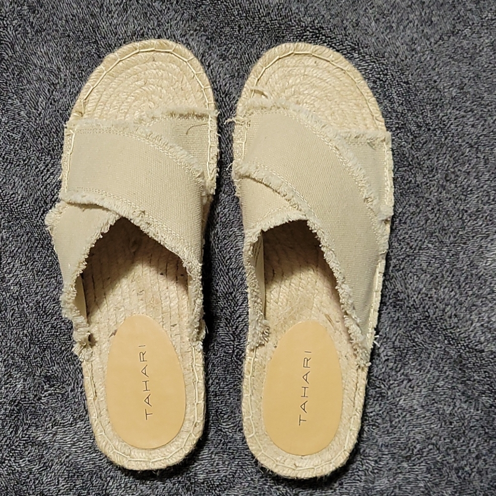 Tahari sandals